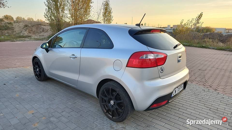 Kia Rio III 3 lift coupe led przebieg 98 duza Włocławek