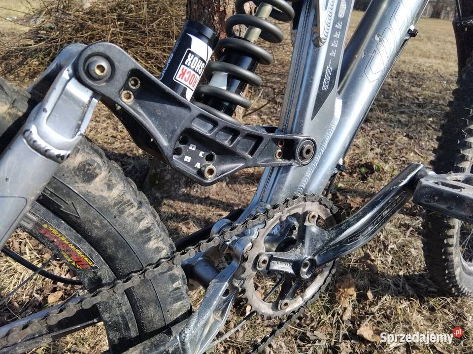 Specialized big hit comp custom DH r M 2624