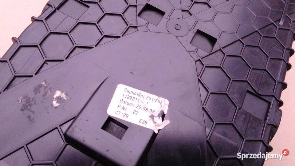 Uchwyt na kubki w tylny podłokietnik BMW 7 F01 osobowe zachodniopomorskie Koszalin