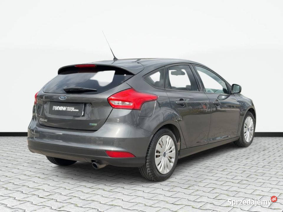 FORD Focus 2015r Salon Rok produkcji 2015 Warszawa sprzedam