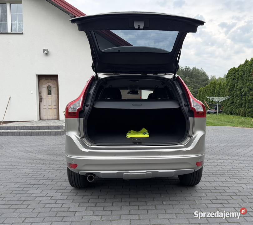 Volvo XC60 Rok produkcji 2015 Sochaczew