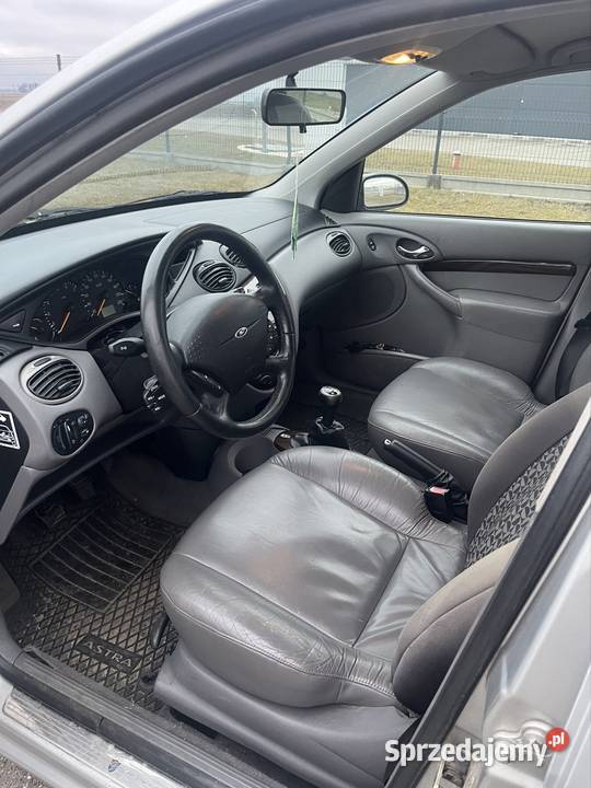 Ford focus 18 benzyna poduszka powietrzna Kalisz