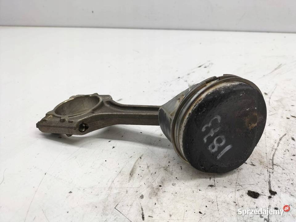 TŁOK 082277 KORBOWÓD 18 TFSI TSI Audi A4 IV