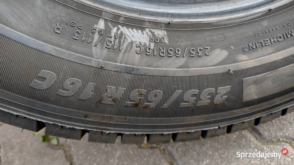 Opona Michelin agilis 235 65 r16c sprzedam