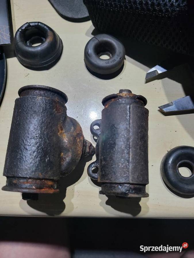 Moskwicz cylinderek hamulce wężyk Zielona Góra sprzedam
