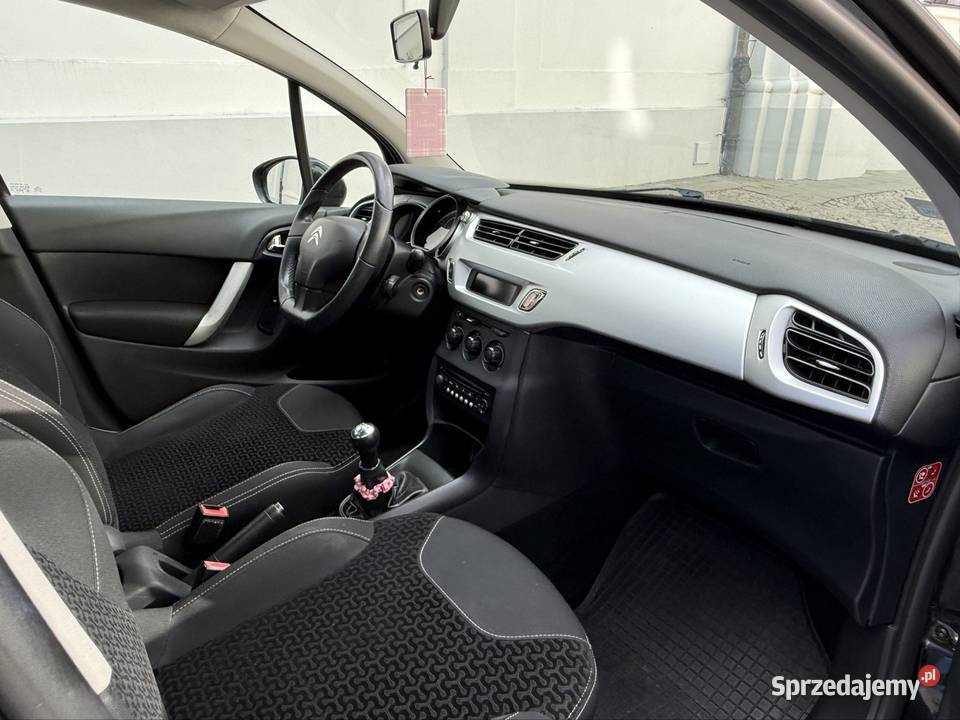 Citroen C3 14 benzyna 95 2010r Super Stan Niski Hatchback Chełm sprzedam