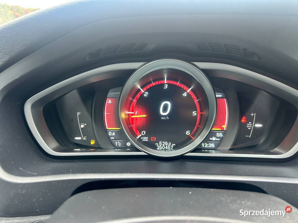 Volvo V40 16 Diesel MOMENTUM 250000km