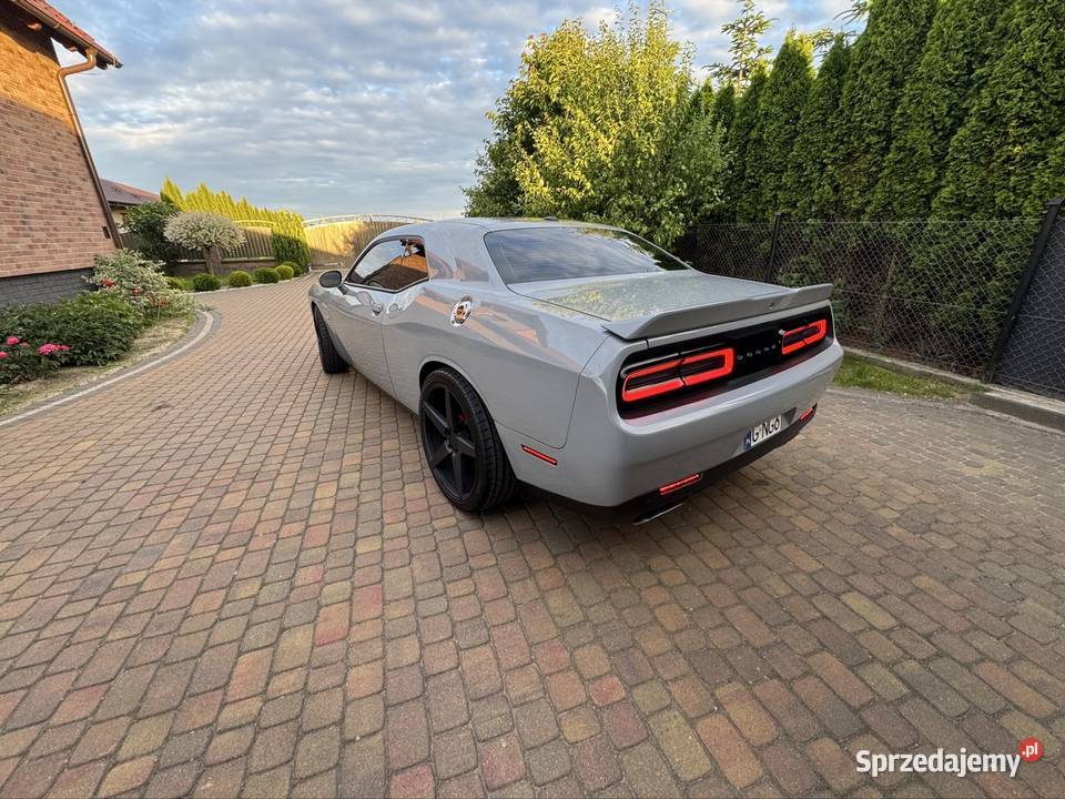 Sprzedam Dodge Challenger RT 57HEMI pomorskie Człuchów