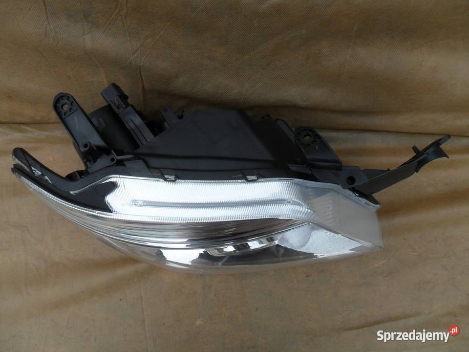 LAMPA PRAWY PRZÓD REFLEKTOR EU MITSUBISHI Nowy Tomyśl sprzedam