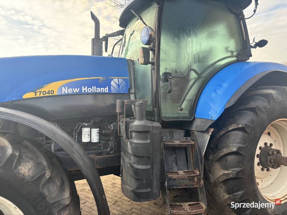 Holland T7040 traktor ciągnik rolniczy New Holland Niedźwiedź