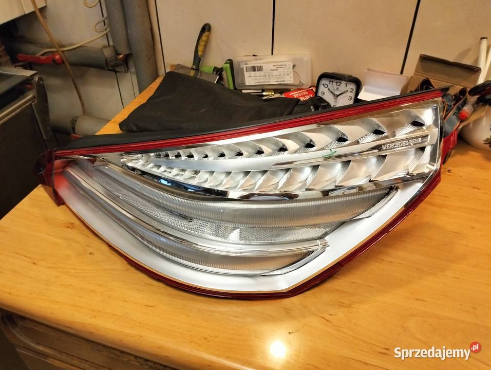 Lampa prawa tył do Mercedesa SL 63 AMG 2014 osobowe Rzeszów sprzedam