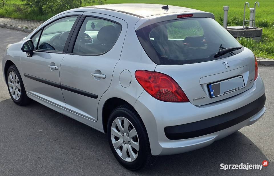 Sprzedam Peugeot 207 14 8 zaworowy benzyna Motoryzacja Pleszew sprzedam