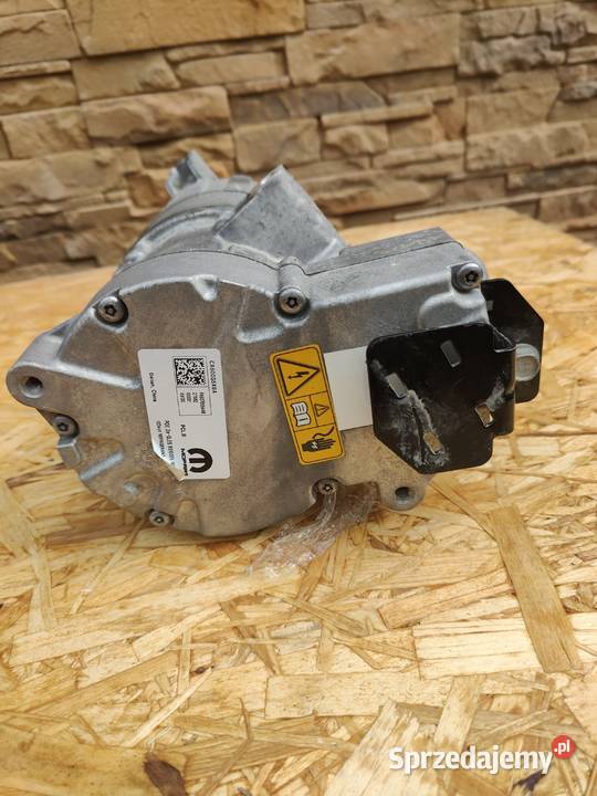 Kompresor klimatyzacji hybryda Jeep P68376684AB Mielec sprzedam