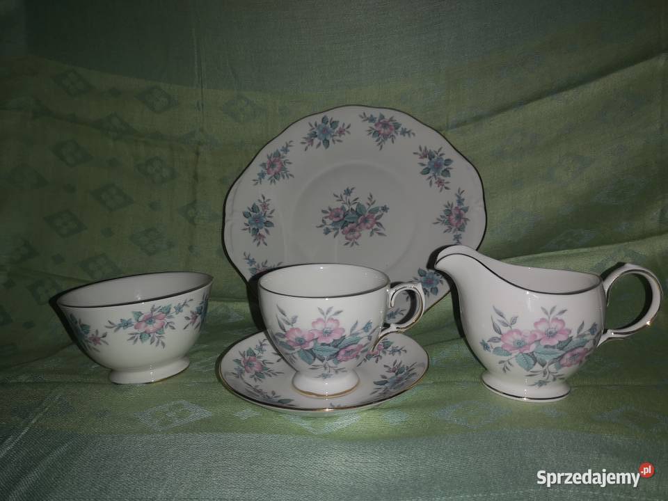 Serwis różowo niebieskie kwiatyColclough Made in pomorskie Gdańsk