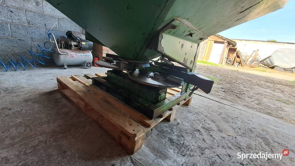 Rozsiewacz 2 tarczowy Groszowice sprzedam