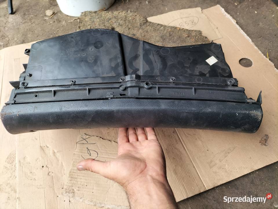 schowek pasażera AUDI A4B5 A4 B5 8D1857035D lubelskie Kamień-Kolonia