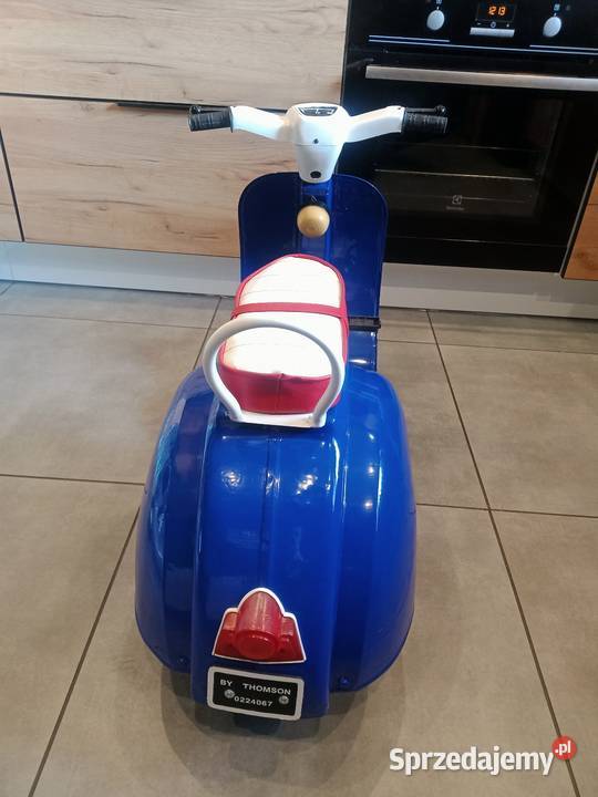 Young Lion 1960 Vespa kroszka metalowy skuter na wielkopolskie Dąbcze