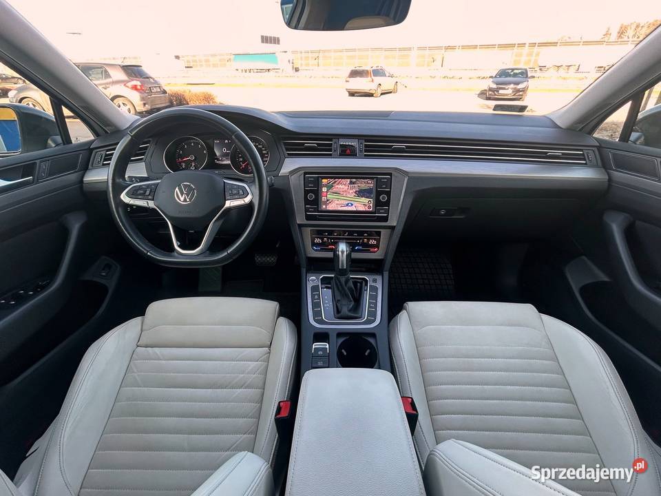 Passat TSI Salon DSG Alcantara bezwypadkowy fv23 sprzedam