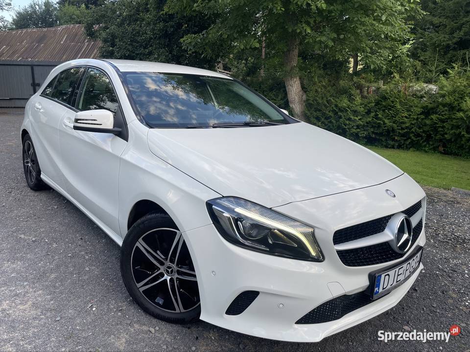 Mercedes Benz A klasa 2017 Bi Xenon Skóra Alu światła do jazdy dziennej Jelenia Góra