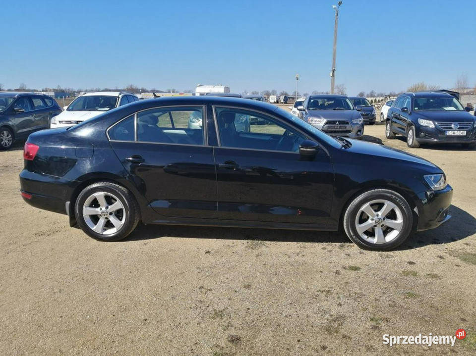 Volkswagen Jetta 16 105 klima elektryka zadbany immobilizer Strzegom