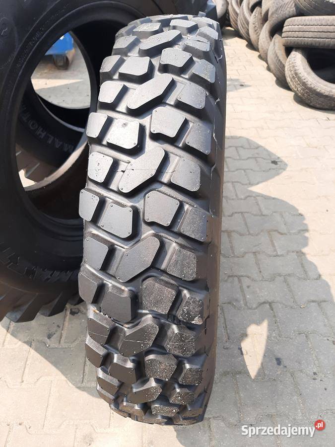 Opona używana przemysłowa 10R225 CONTINENTAL T9 Zaścianki