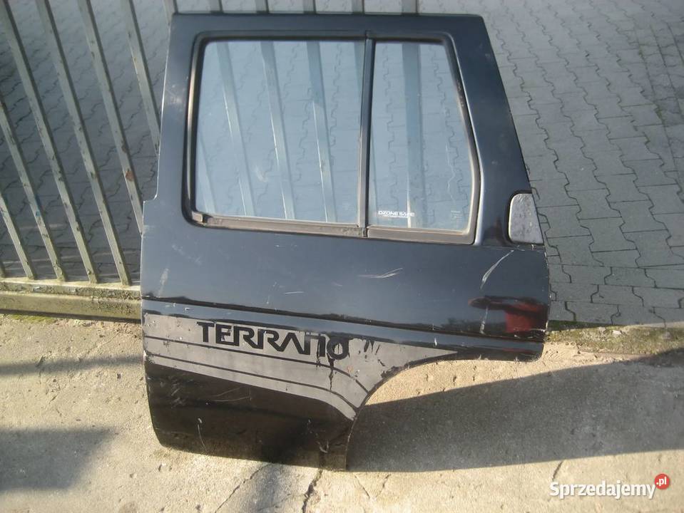 nissan terrano I 8795r drzwi tył lewe Rakoniewice