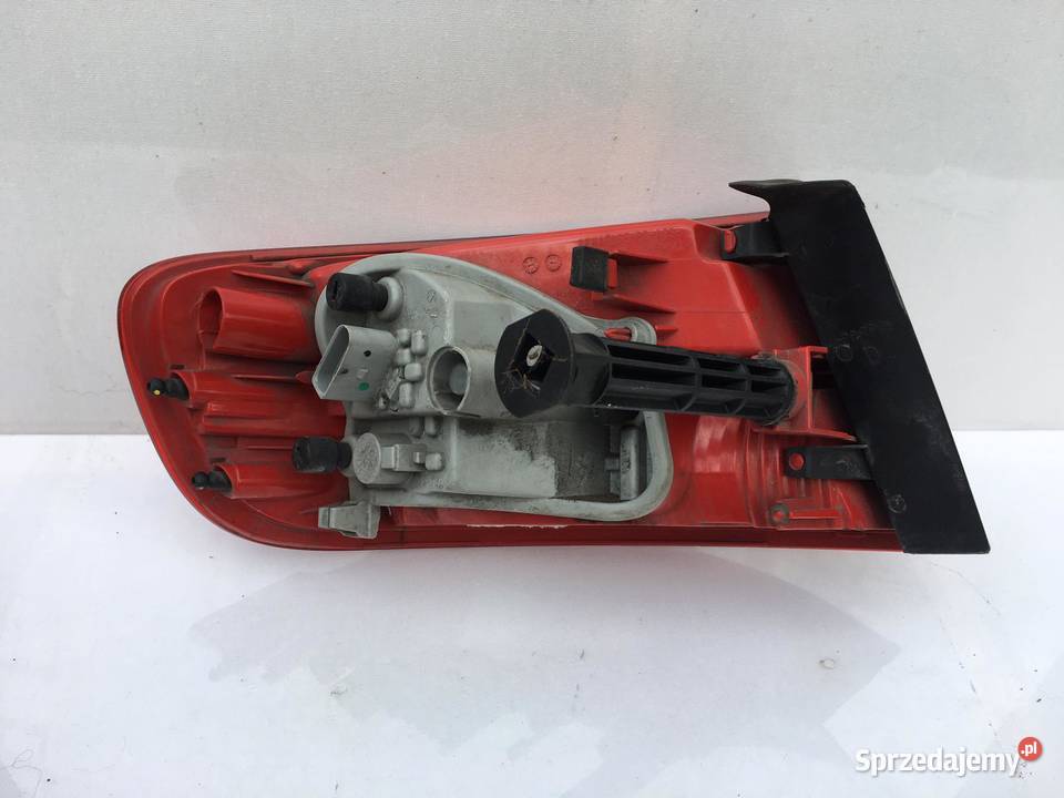 AUDI A4 8K9 LIFT PRAWA LAMPA TYŁ Lampy tylne Ostroróg