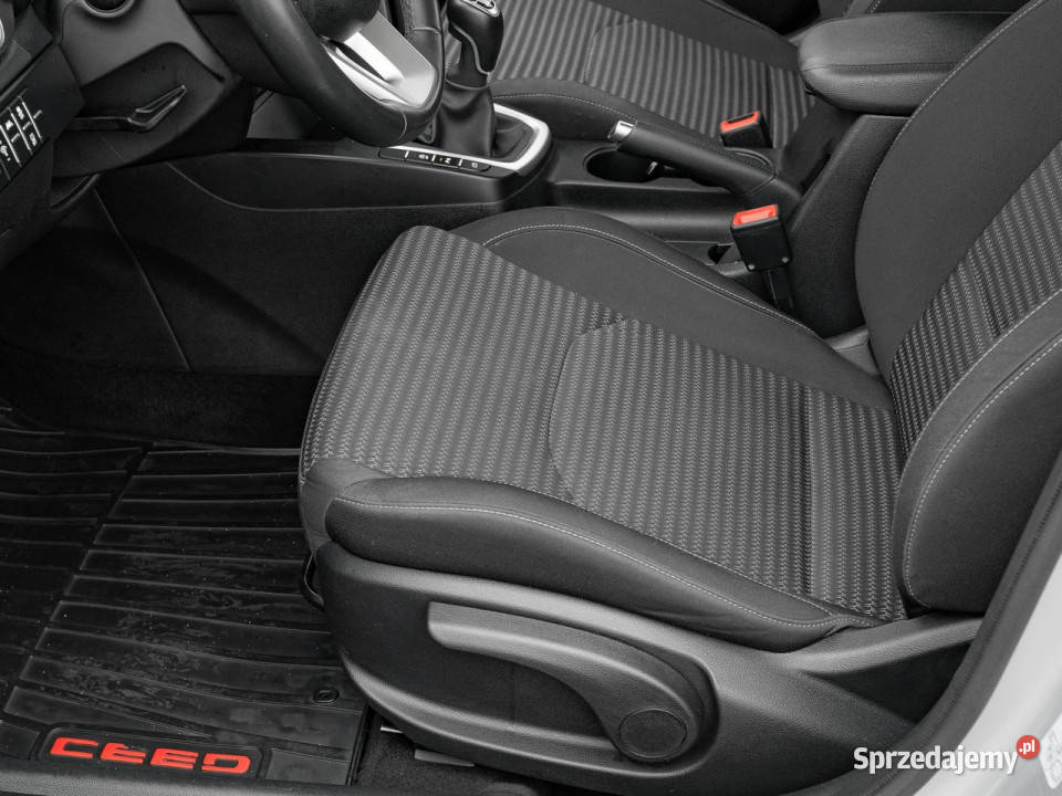 Kia Ceed GD4E97615 TGDI M 2 stref klima Kcof Pępowo