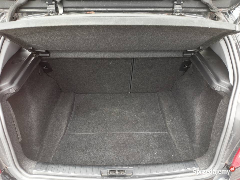 BMW seria 1 2008r 20 benzyna 150 hatchback sprowadzony Piekary Śląskie