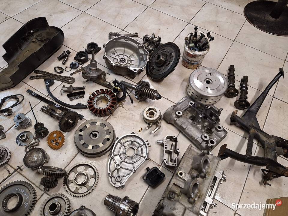 Suzuki Burgman 650 k5 silnik części dekiel tryb Silniki Jelenia Góra sprzedam