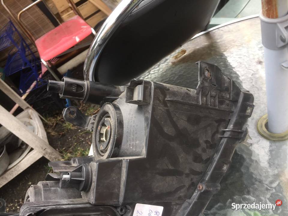 Lampy Toyota Rav 4 trzeciej generacji lift osobowe Opole