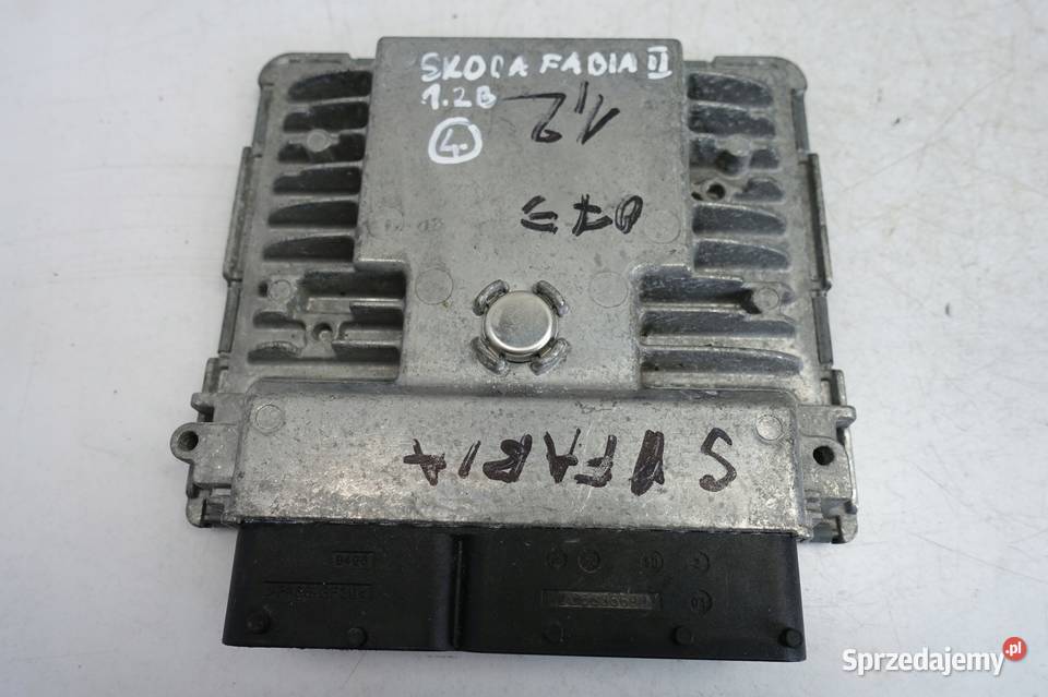 Skoda Fabia II 12 KOMPUTER SILNIKA 03F906070HP osobowe Komputery