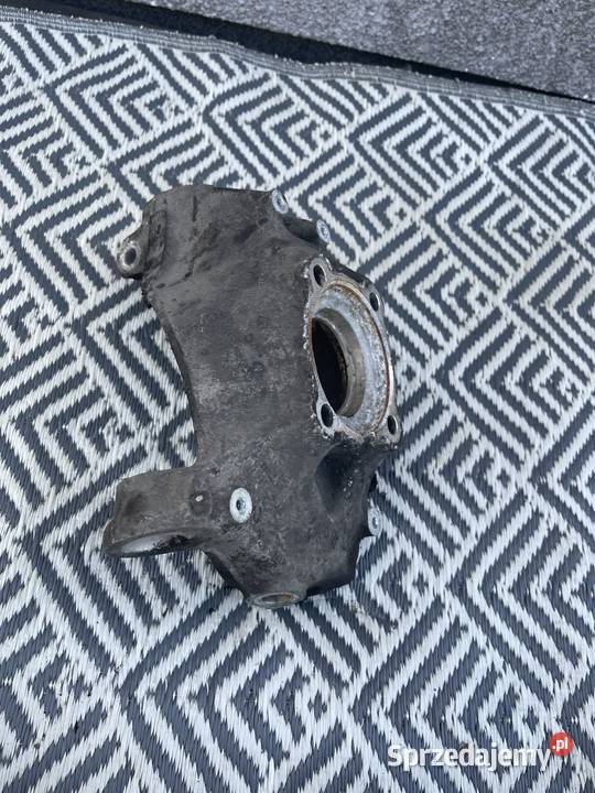 Zwrotnica lewa BMW F31 xDrive