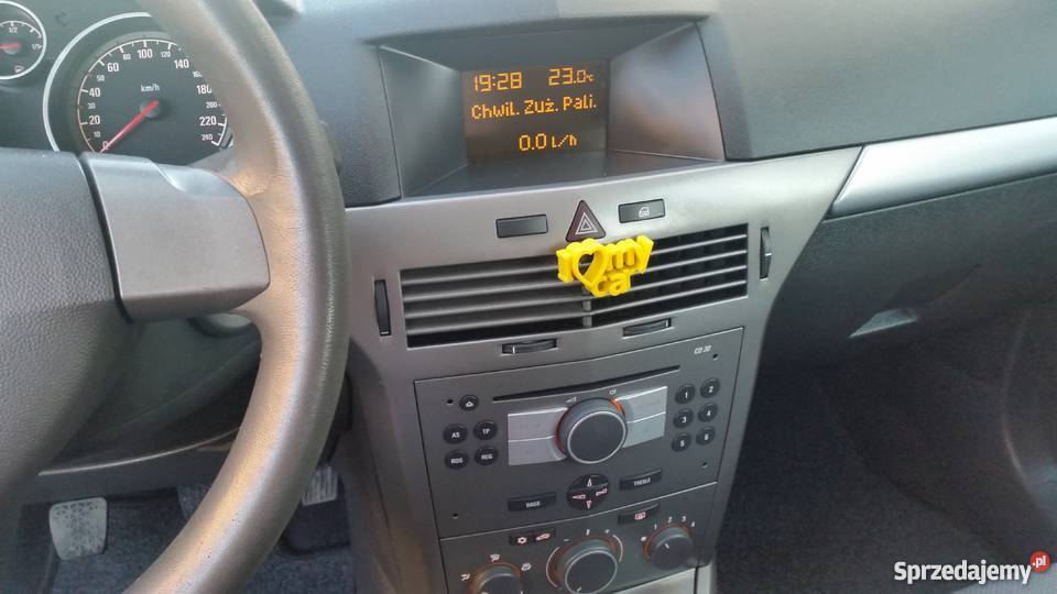 Opel Astra Opel Astra H 2005 Hatchback 17 Diesel pomorskie Starogard Gdański sprzedam