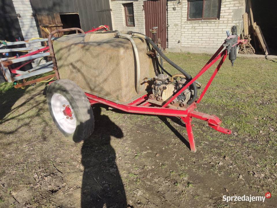 Opryskiwacz polowy ciągany 1000l nieuszkodzony Wieluń