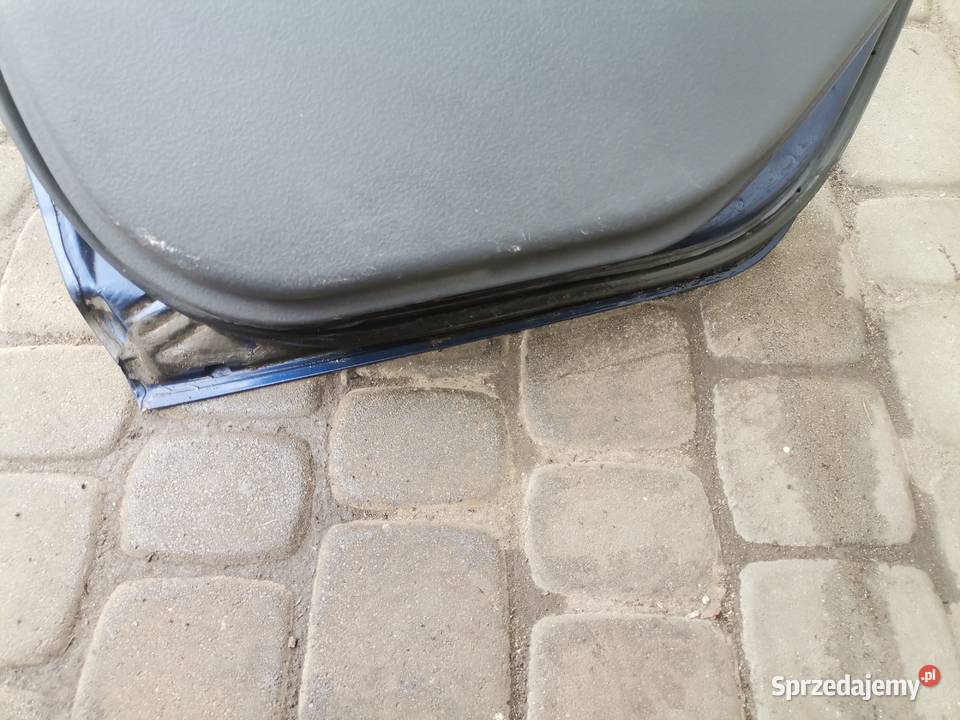 DRZWI PRAWY TYŁ TOYOTA YARIS 1 8K8 osobowe Nowy Sącz sprzedam