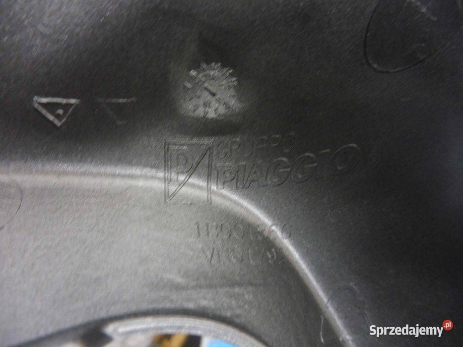 Piaggio Medley 125 19r nowa prawa owiewka osłona Poznań