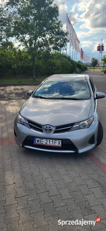Toyota Auris 16 z gazem mazowieckie Radom