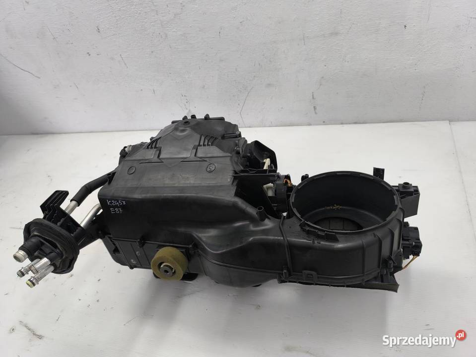 NAGRZEWNICA BMW 1 E87 E81 LIFT 16 6947247 sprzedam