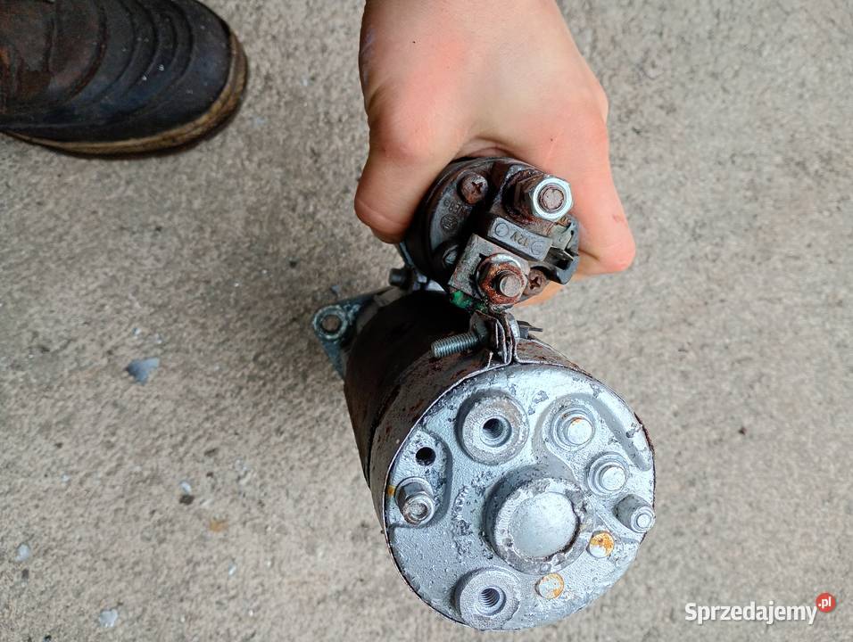 Rozrusznik fiat 126p na kluczyk Złotniki sprzedam