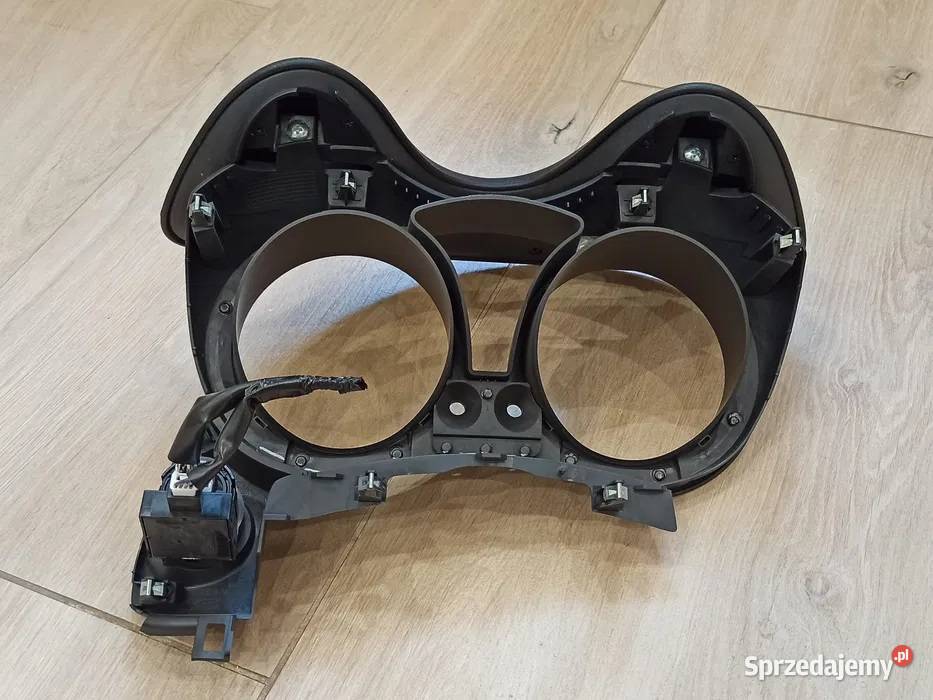 Obudowa licznika Nissan Juke podkarpackie