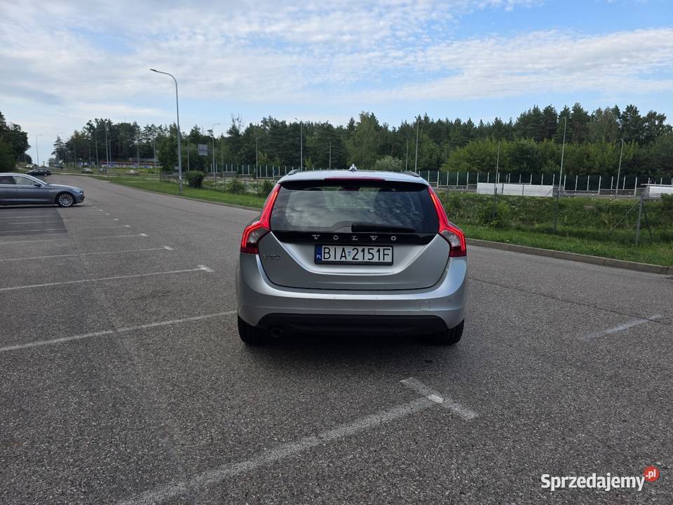 Volvo V60 16D 115 2012 Bogate wyposażenie gniazdo AUX Motoryzacja Białystok