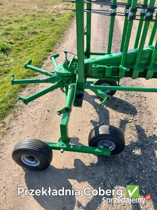 Zgrabiarka tandem 35 420 do zgrabiania siana na Zgrabiarki i przetrząsacze Sanok