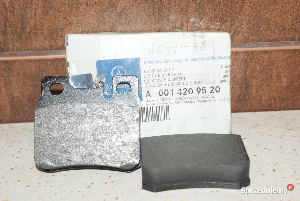 Klocek hamulcowy kpl tył MERCEDES 190 W201 A001 Białobrzegi
