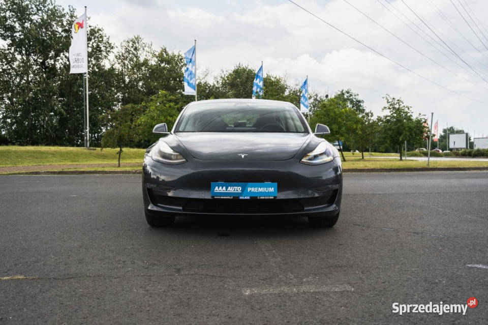 Tesla Model 3 Std Range Plus 52kWh światła do jazdy dziennej Piaseczno sprzedam