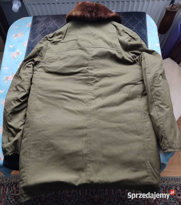 Kurtka zimowa na kożuchu z czasów PRL rękawice i Warszawa sprzedam