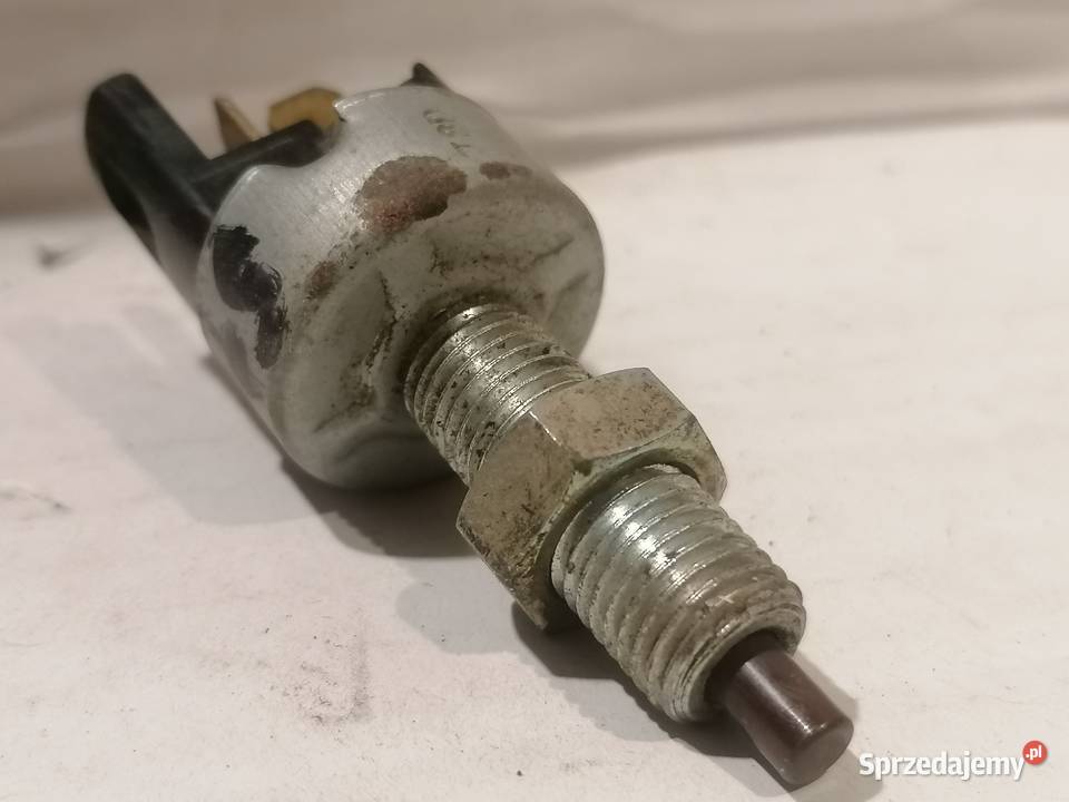 włącznik świateł stop 12V 2pin