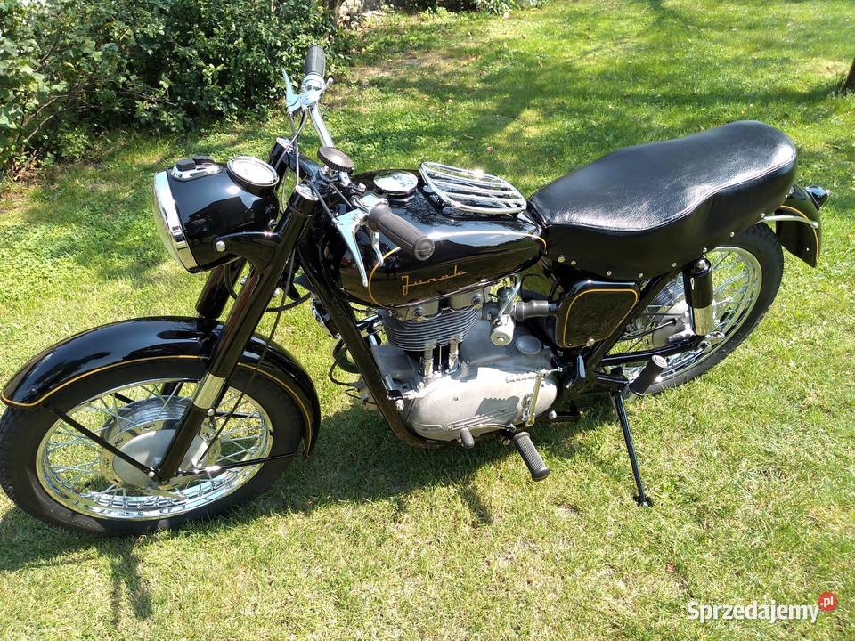Motocykle Junak perfekcyjnej renowacji