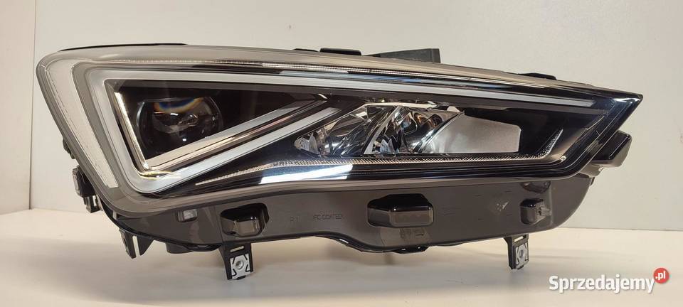 CUPRA FORMENTOR LAMPA PRAWY PRZÓD RHD 5FH941008F