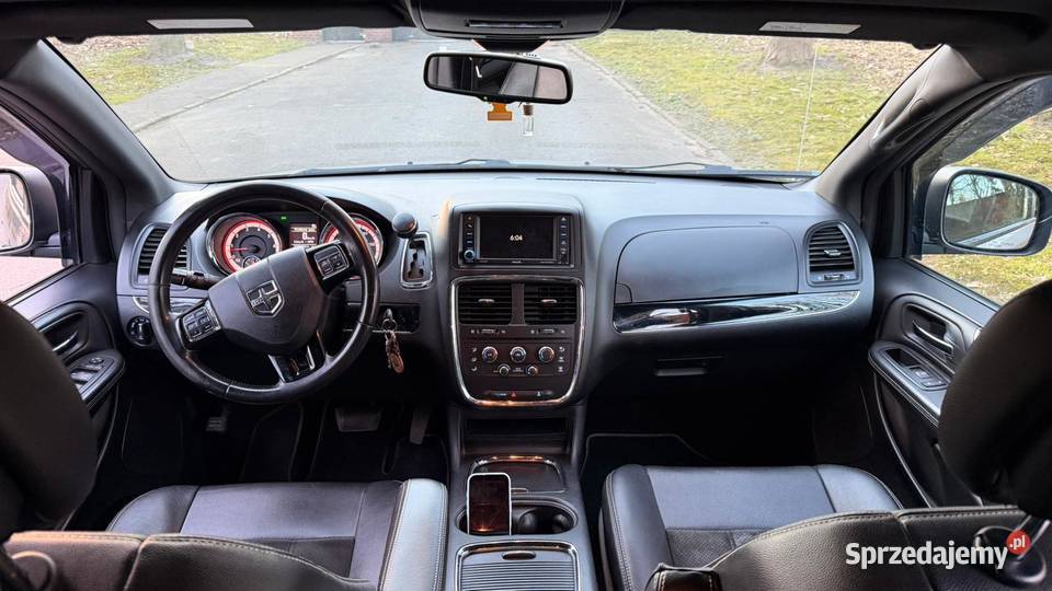 Dodge Grand Caravan 36 V6 RT 2016 doinwestowany Starogard Gdański